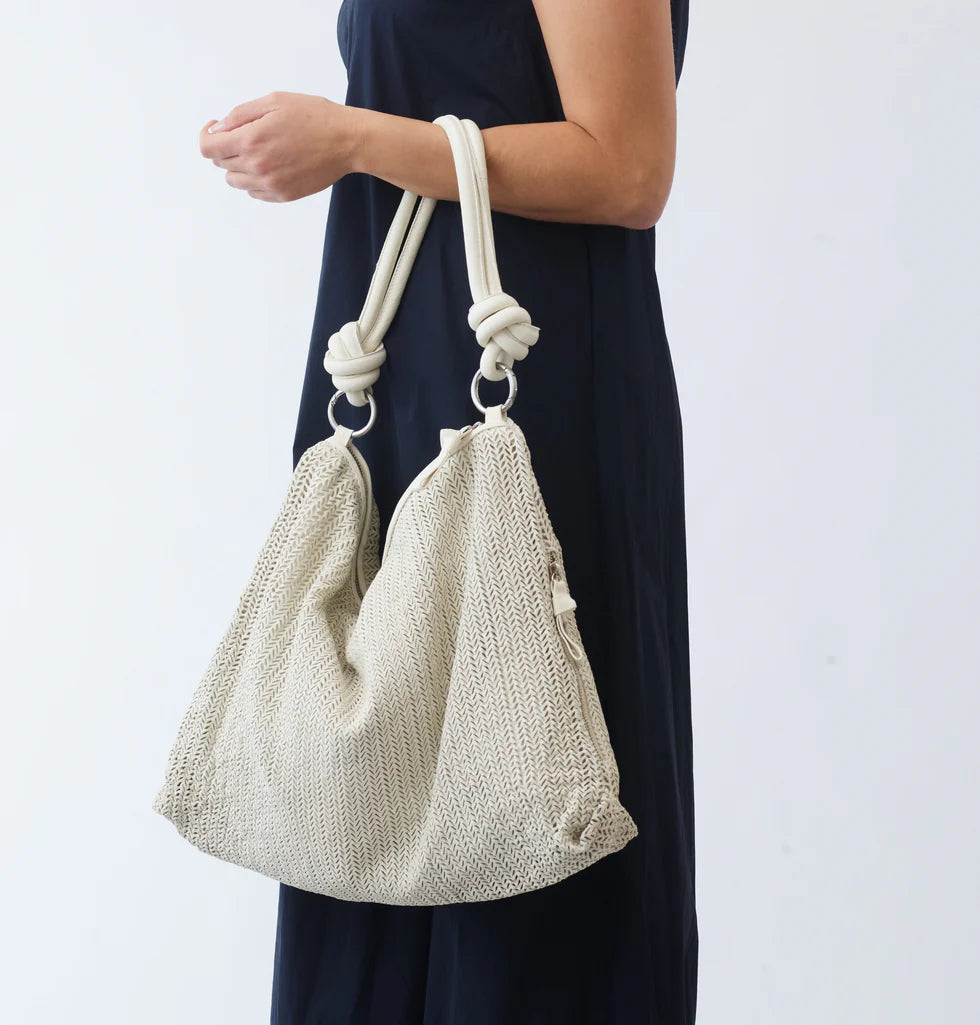 Knotted-handle woven mesh tote bag
