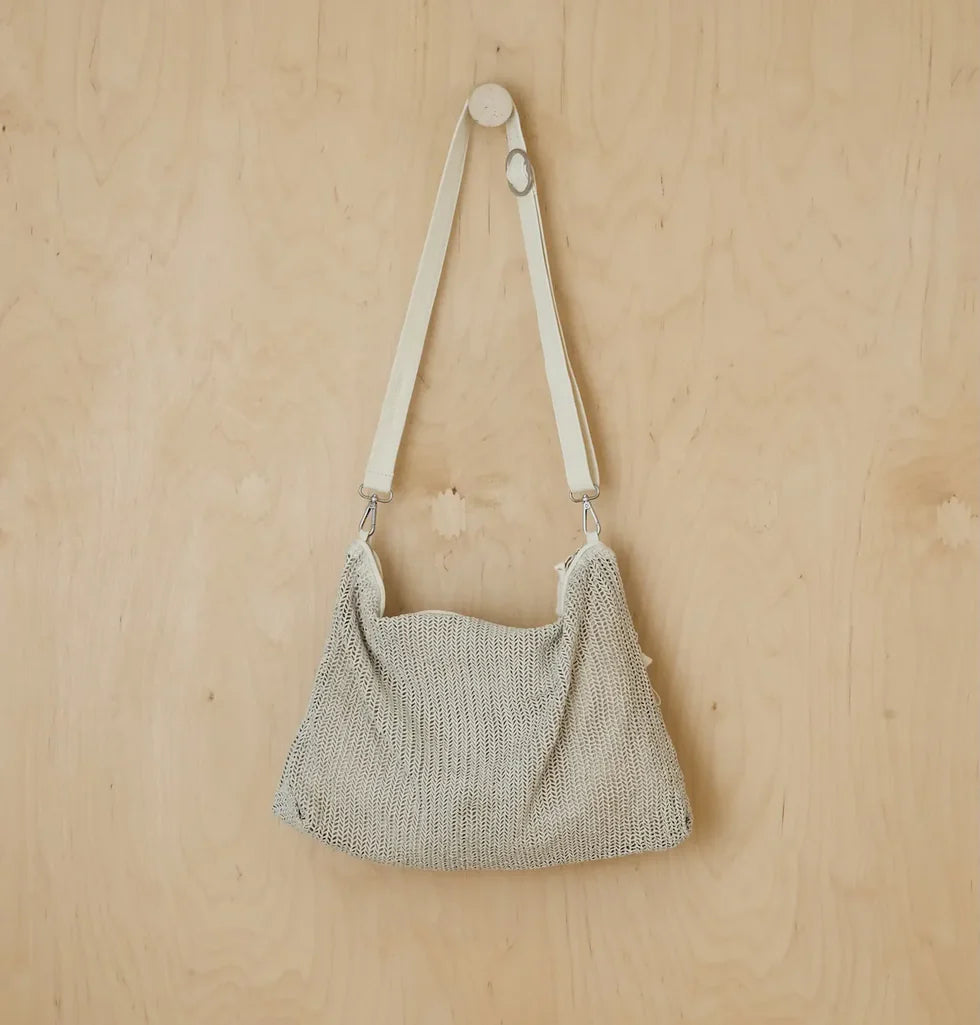 Knotted-handle woven mesh tote bag
